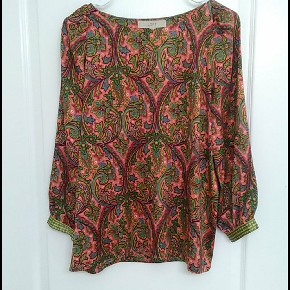NWOT Loft beautiful Colorful Blouse size S